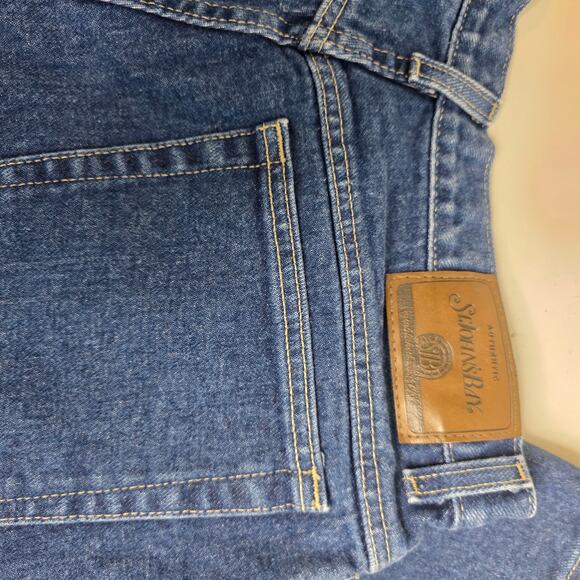 St. John's Bay, Blue Jeans Relaxed Fit, Women's Sz14P Petite - Picture 6 of 7